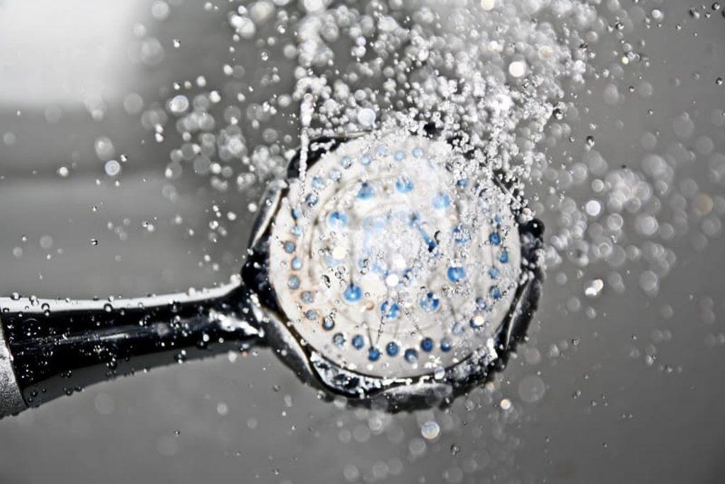DIY tips to clean your bathroom grout