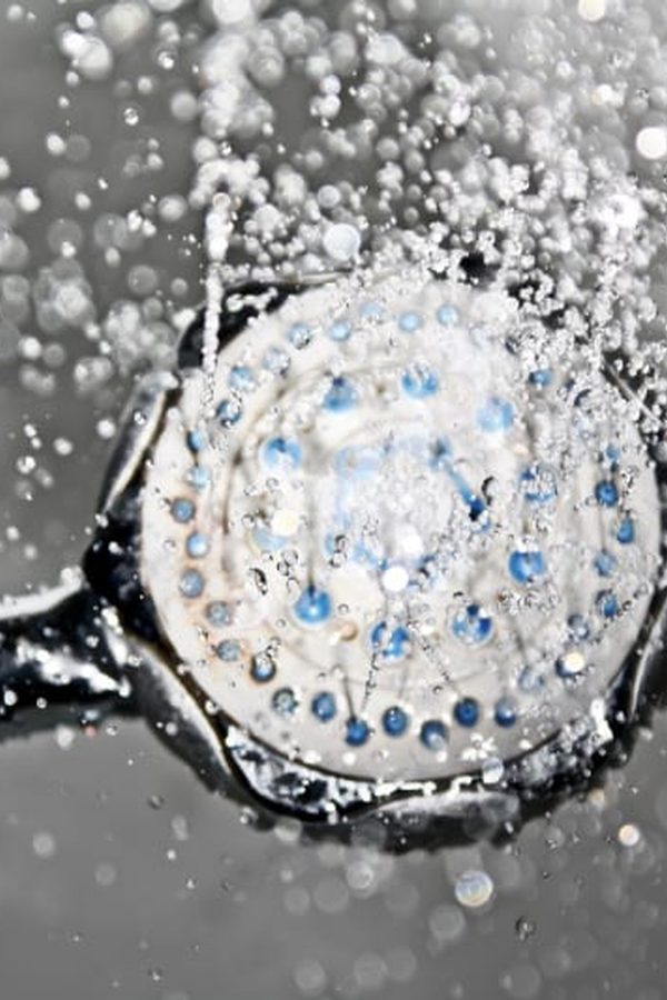 bathroom hacks to keep it clean and organized